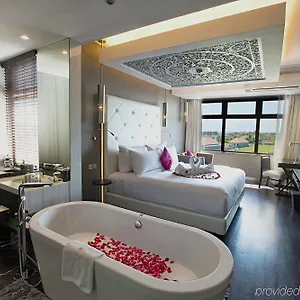 L 4* Seminyak (Bali)